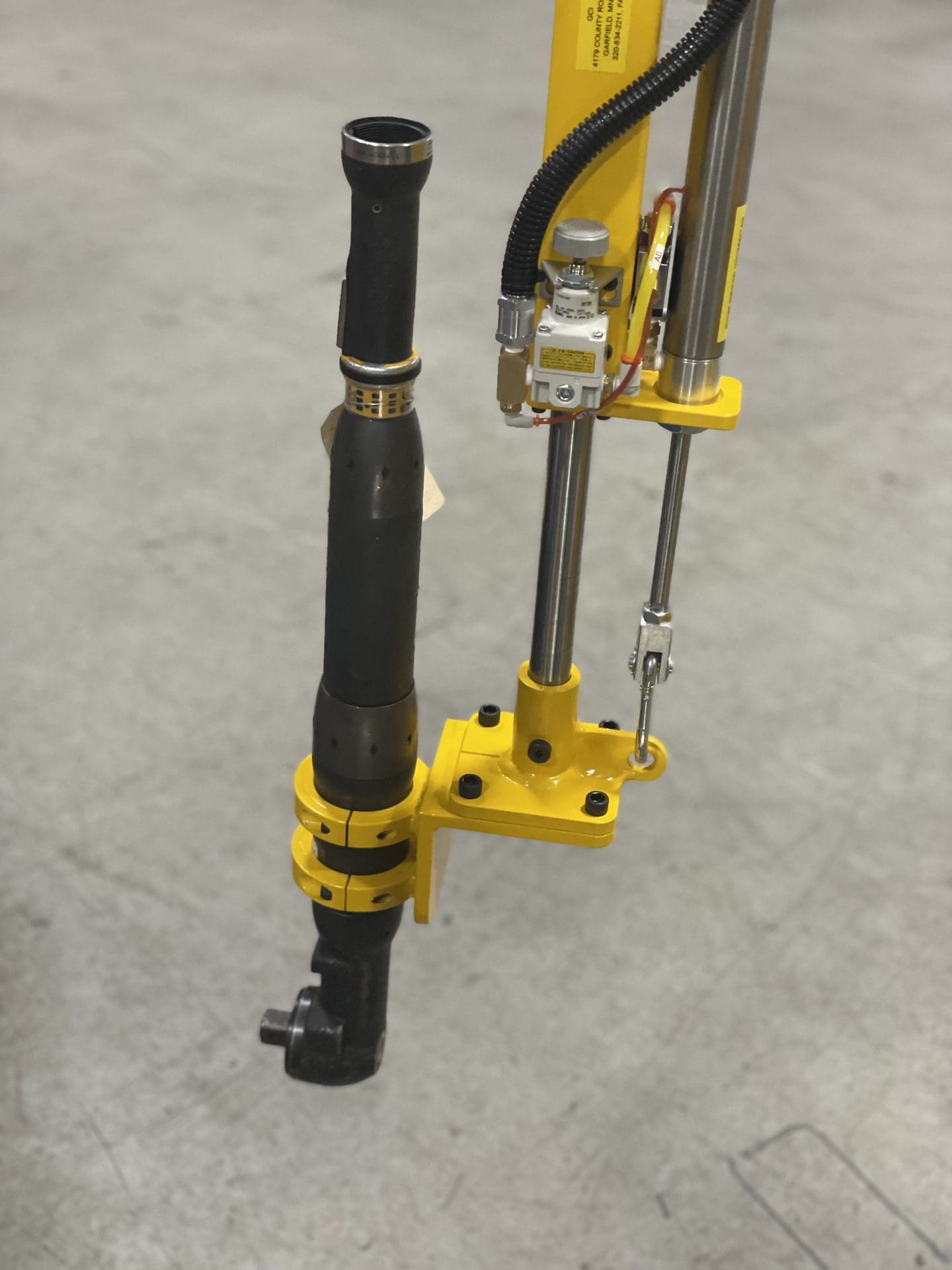 Torque tube and tool load balancer extended